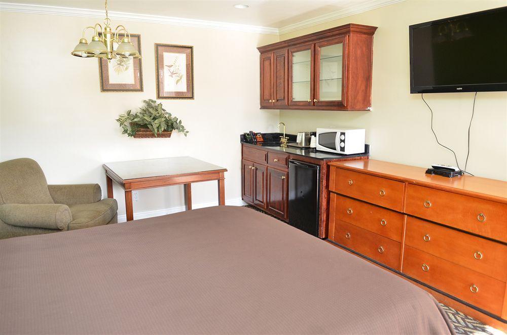 Winton Inn & Suites Barnwell Εξωτερικό φωτογραφία
