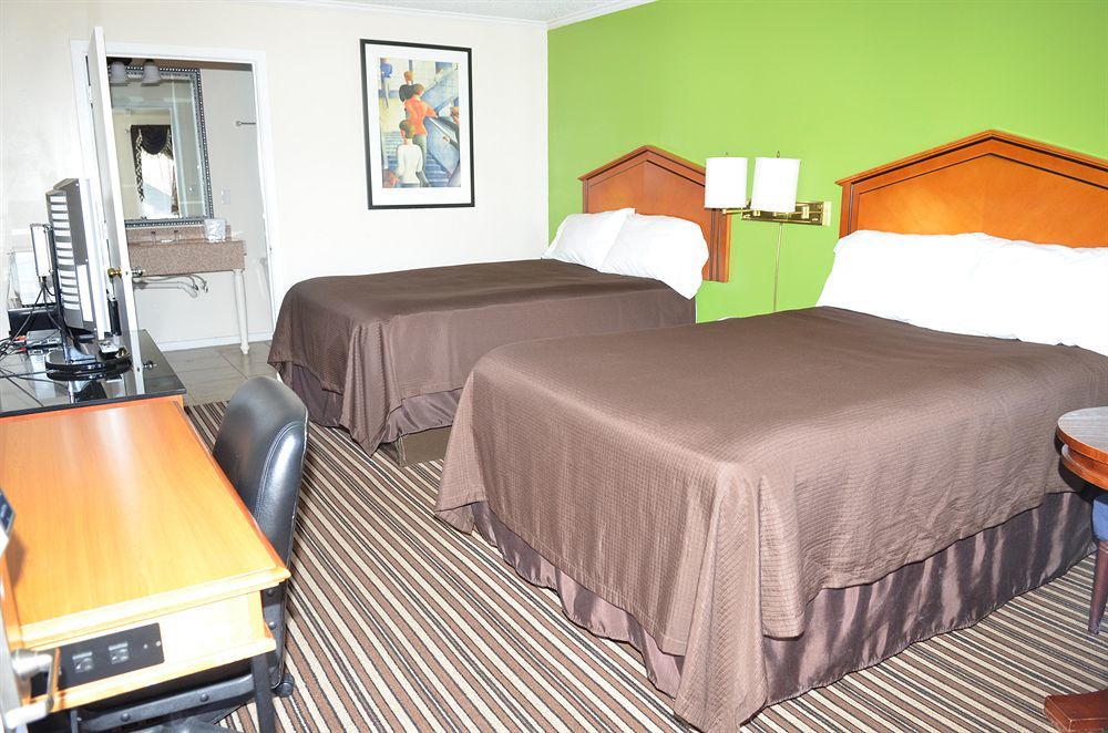 Winton Inn & Suites Barnwell Εξωτερικό φωτογραφία