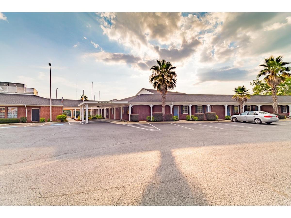 Winton Inn & Suites Barnwell Εξωτερικό φωτογραφία